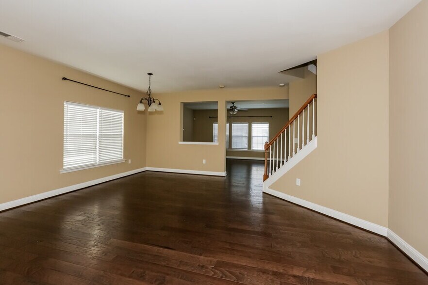 Building Photo - 4700 Kiddle Ln
