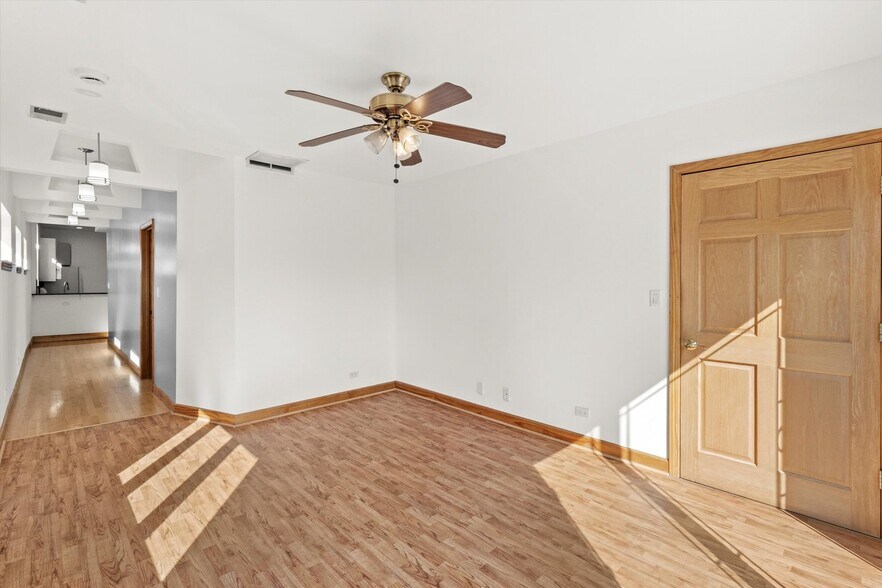Building Photo - 911 N Fairfield Ave