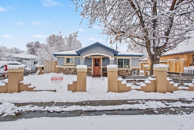 Primary Photo - 3130 W Longfellow Pl