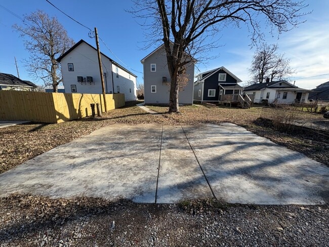 Building Photo - 2018 Rembrandt St