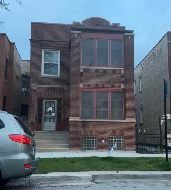 Primary Photo - 4651 N Kasson Ave
