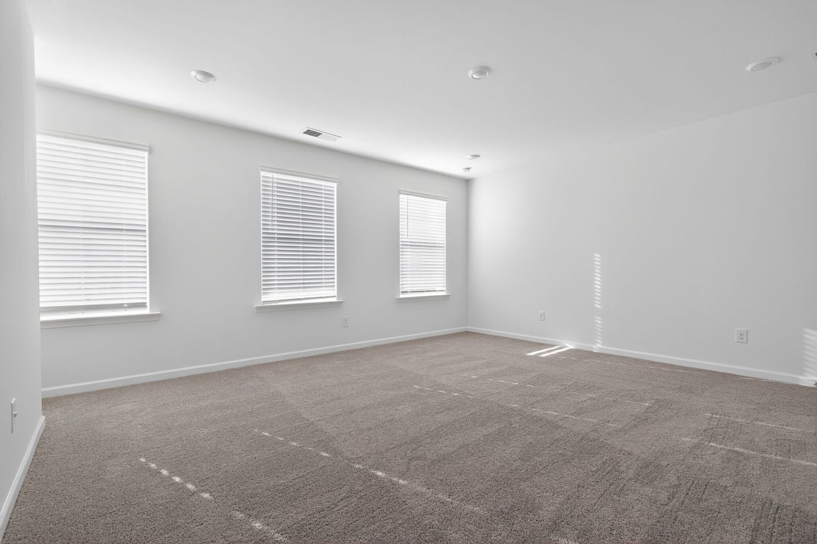 Building Photo - 100 Smithwood Dr