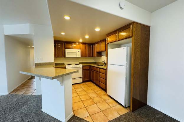 Building Photo - 360 Rosecrans St