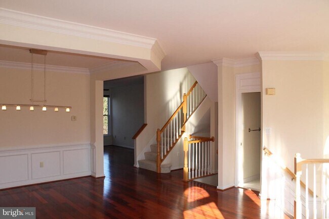 Building Photo - 47682 Loweland Terrace