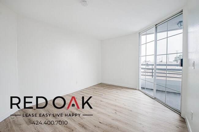 Building Photo - 4320 S Centinela Ave