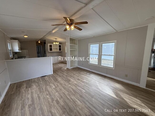 Building Photo - 799 Stillwater Ave