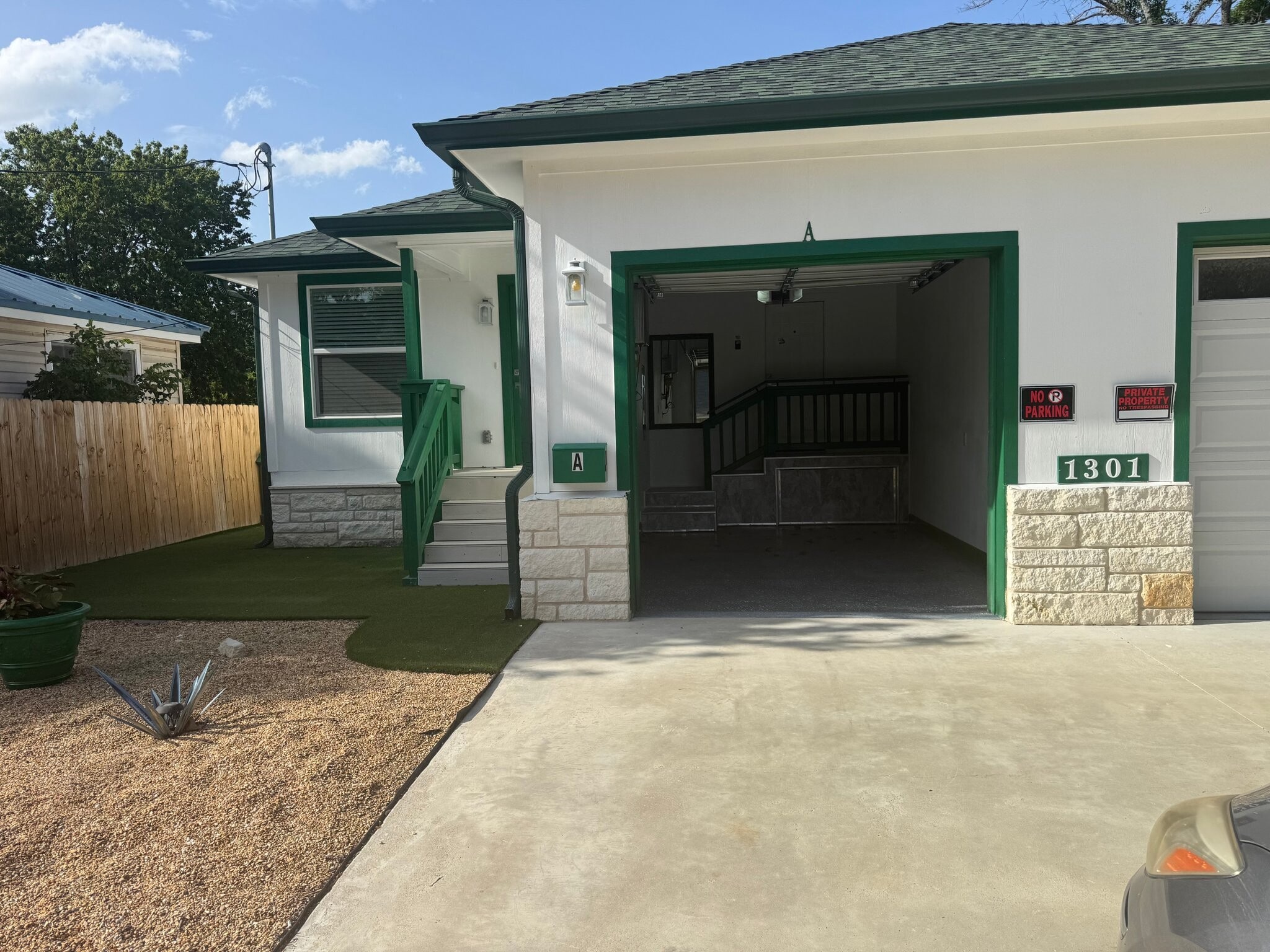 Building Photo - 1301 E Avenue G