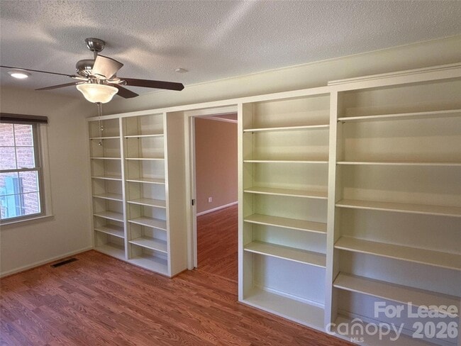 Building Photo - 1131 Kendrick Rd