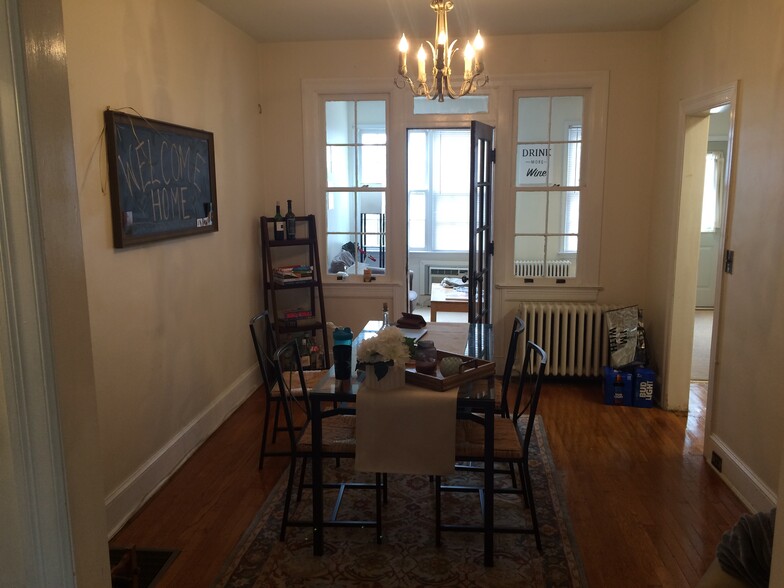 Dining Room - 2407 Huidekoper Plz NW