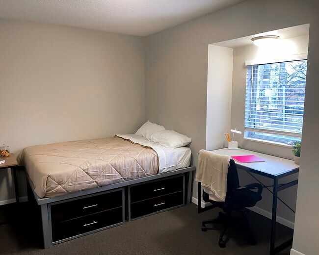 Floorplan - 202 E Chalmers St