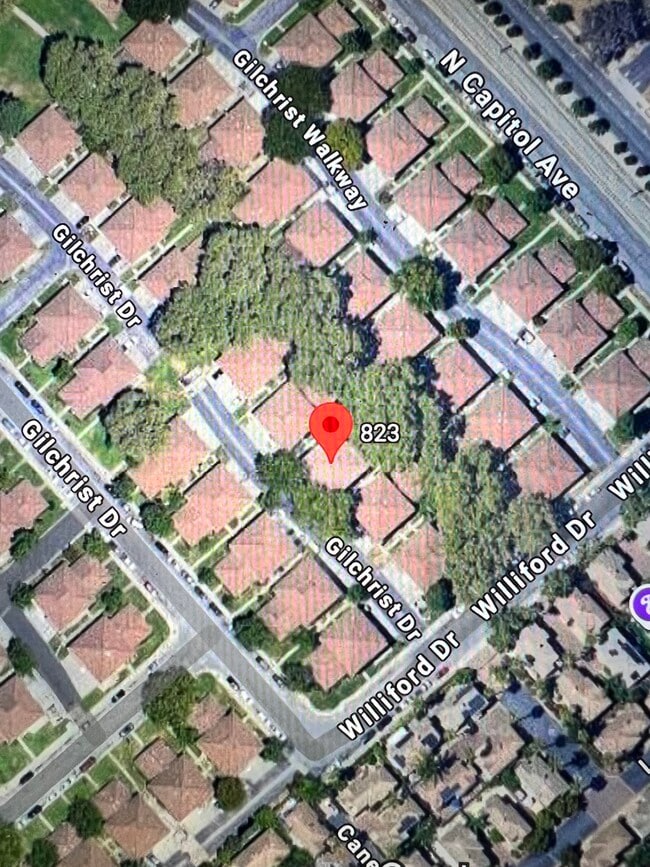 Building Photo - 823 Gilchrist Walkway