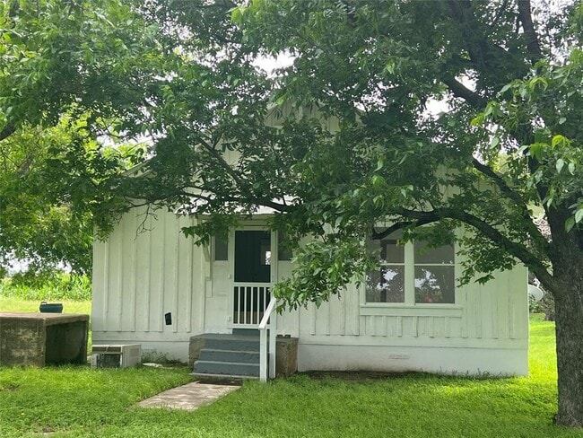 Building Photo - 149 Private Rd 9400