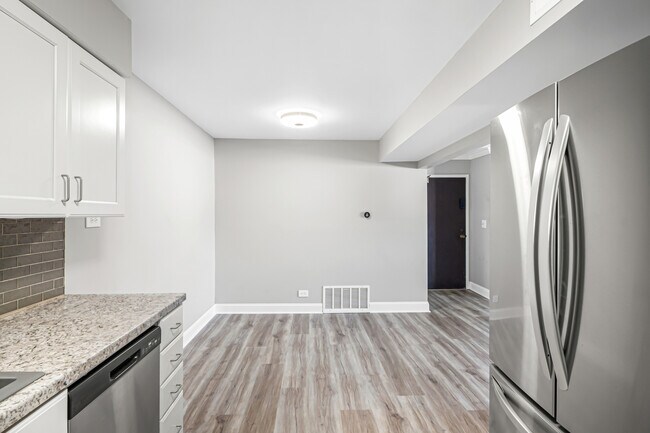 Building Photo - 629 Derry Ct