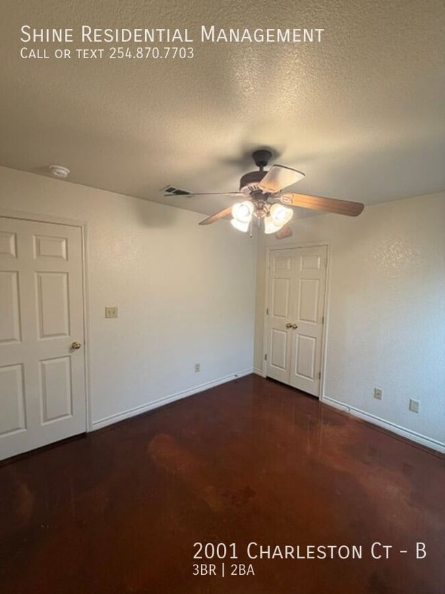 Building Photo - 2001 Charleston Ct