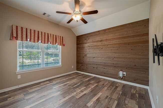 Building Photo - 23613 Alder Branch Ln