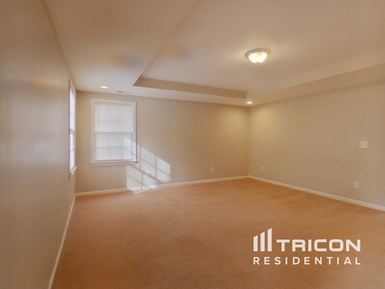 Building Photo - 3560 Erdly Ln