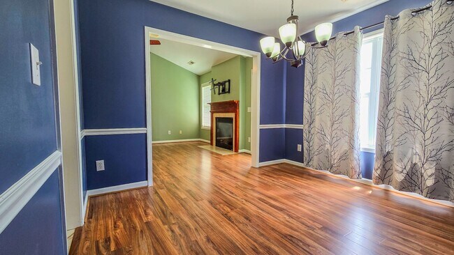 Building Photo - 432 Mallard View Ln