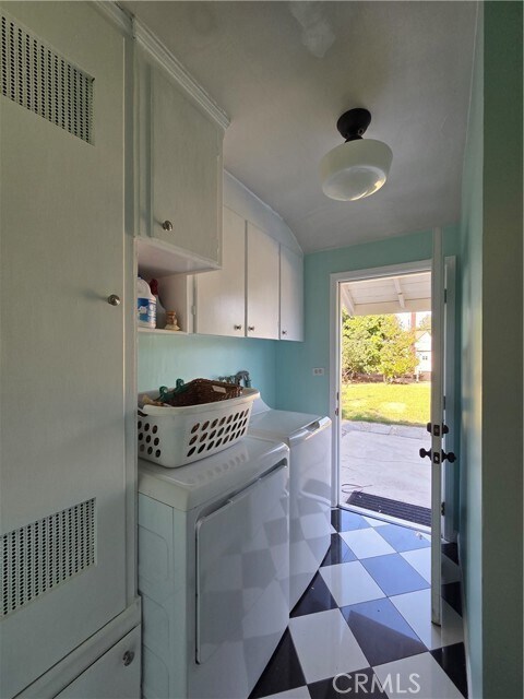 Building Photo - 13562 Sandhurst Pl