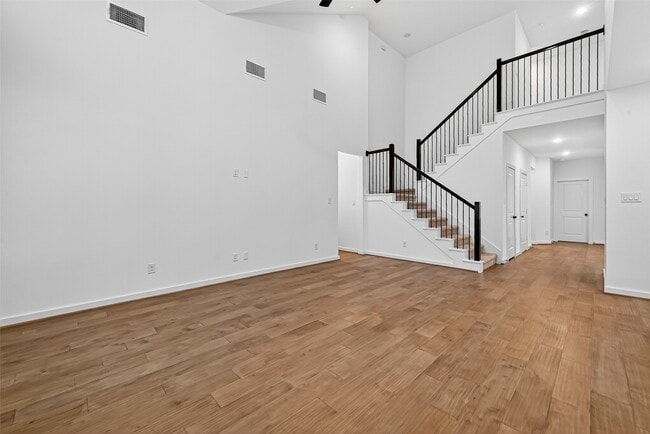 Building Photo - 10934 White Mist Dr