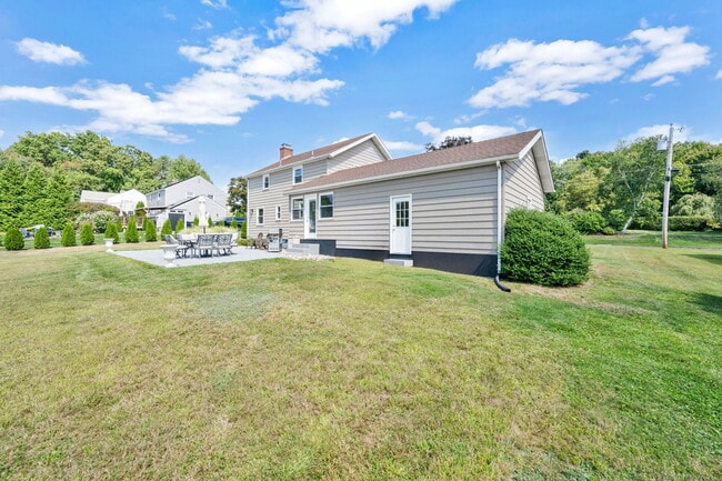 Building Photo - 161 Maskel Rd