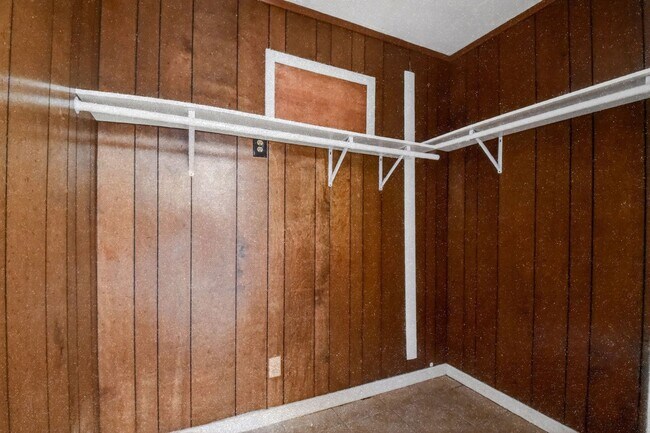 Building Photo - 775 Snead Cir