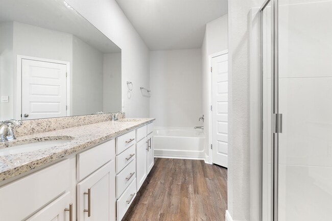 Building Photo - 13407 Shoshoney Cir