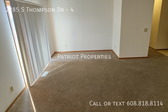 Building Photo - 2285 S Thompson Dr