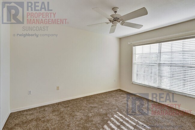 Building Photo - 4220 Players Pl