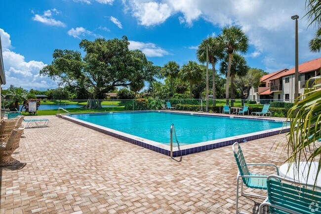 Building Photo - 21 Via de Casas Sur Via