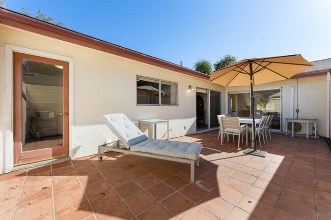 Building Photo - 4126 Foothill Rd