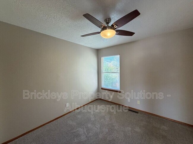 Building Photo - 10331 Dunbar St NW