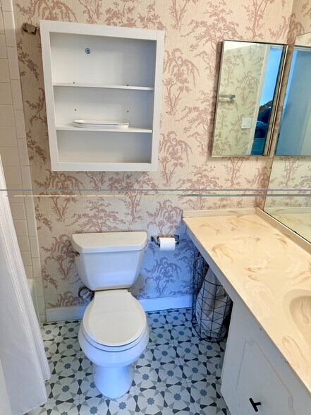 Building Photo - 5500 Holmes Run Pky