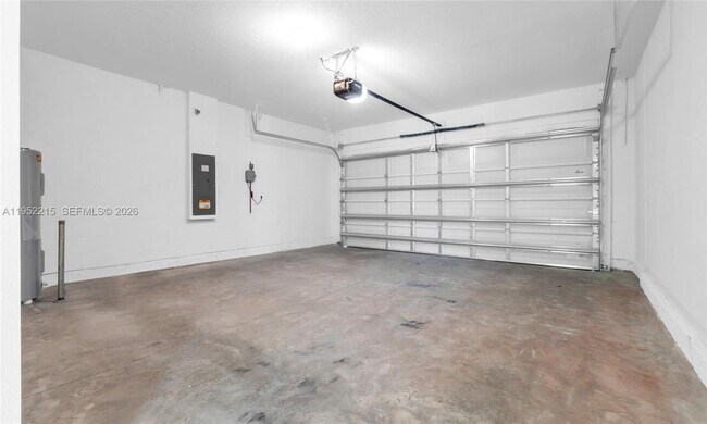 Building Photo - 10583 Gentle Rain Dr