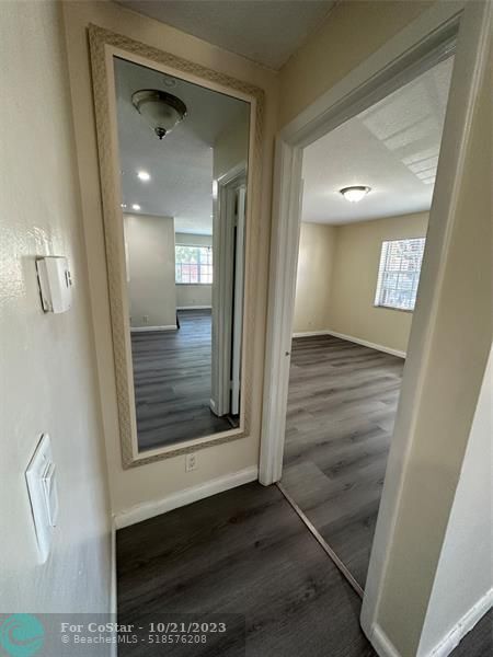 Building Photo - 401 SW 86th Ave