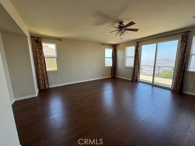 Building Photo - 16034 Skyridge Dr