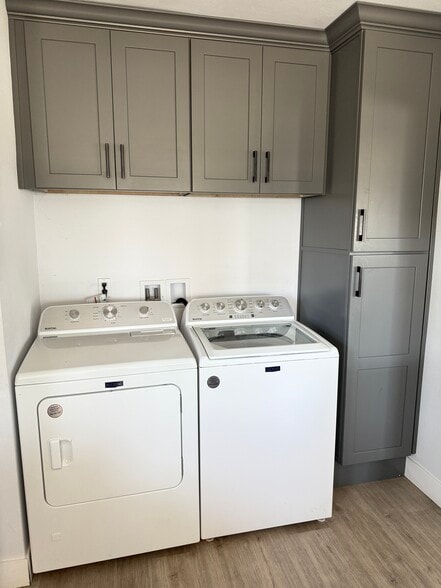 Building Photo - 13471 Jackson St