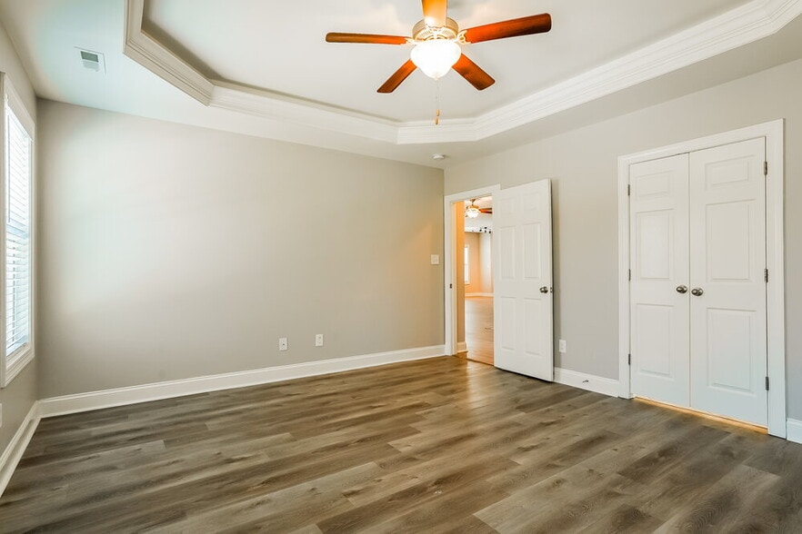 Building Photo - 770 Airedale Trail