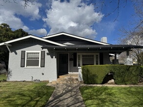 Building Photo - Welcome to this charming 1-bedroom, 1-bathroom home located in a convenient Merced neighborhood.