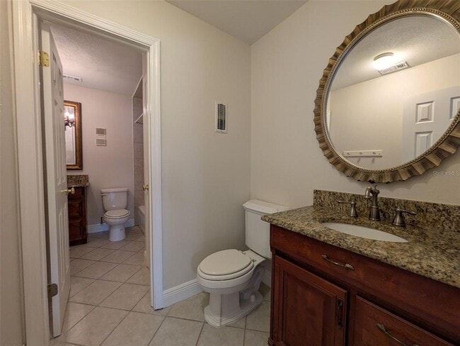 Building Photo - 450 Cherrywood Gardens Dr