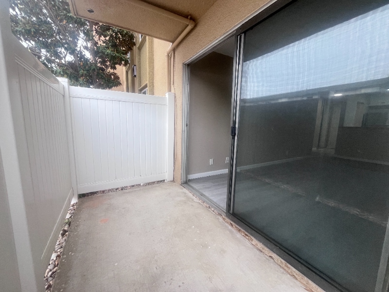 Building Photo - 3030 Suncrest Dr