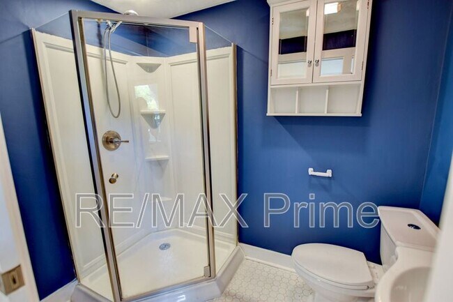 Building Photo - 7304 Major Ave