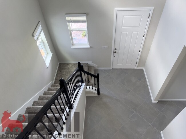 Building Photo - 6536 Barnstorm Wy