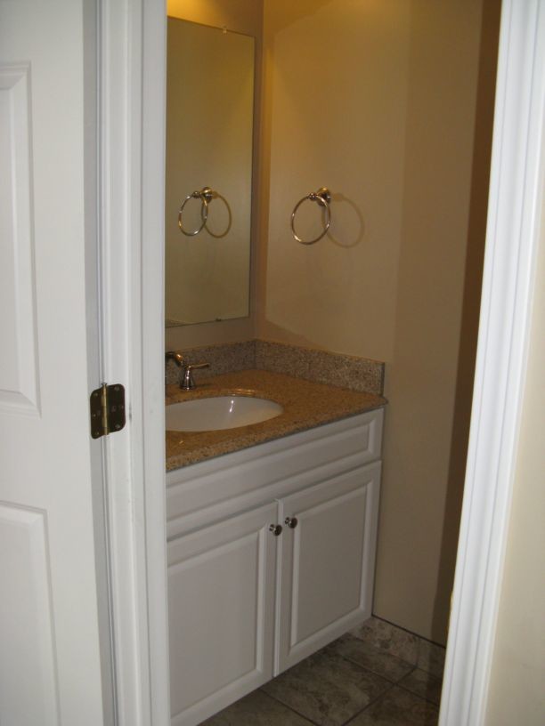 Building Photo - 1551 Glenn Ave