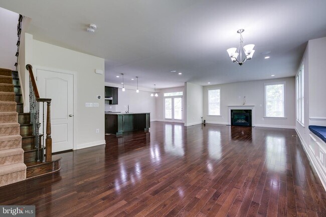 Building Photo - 42948 Courtland Chase Square