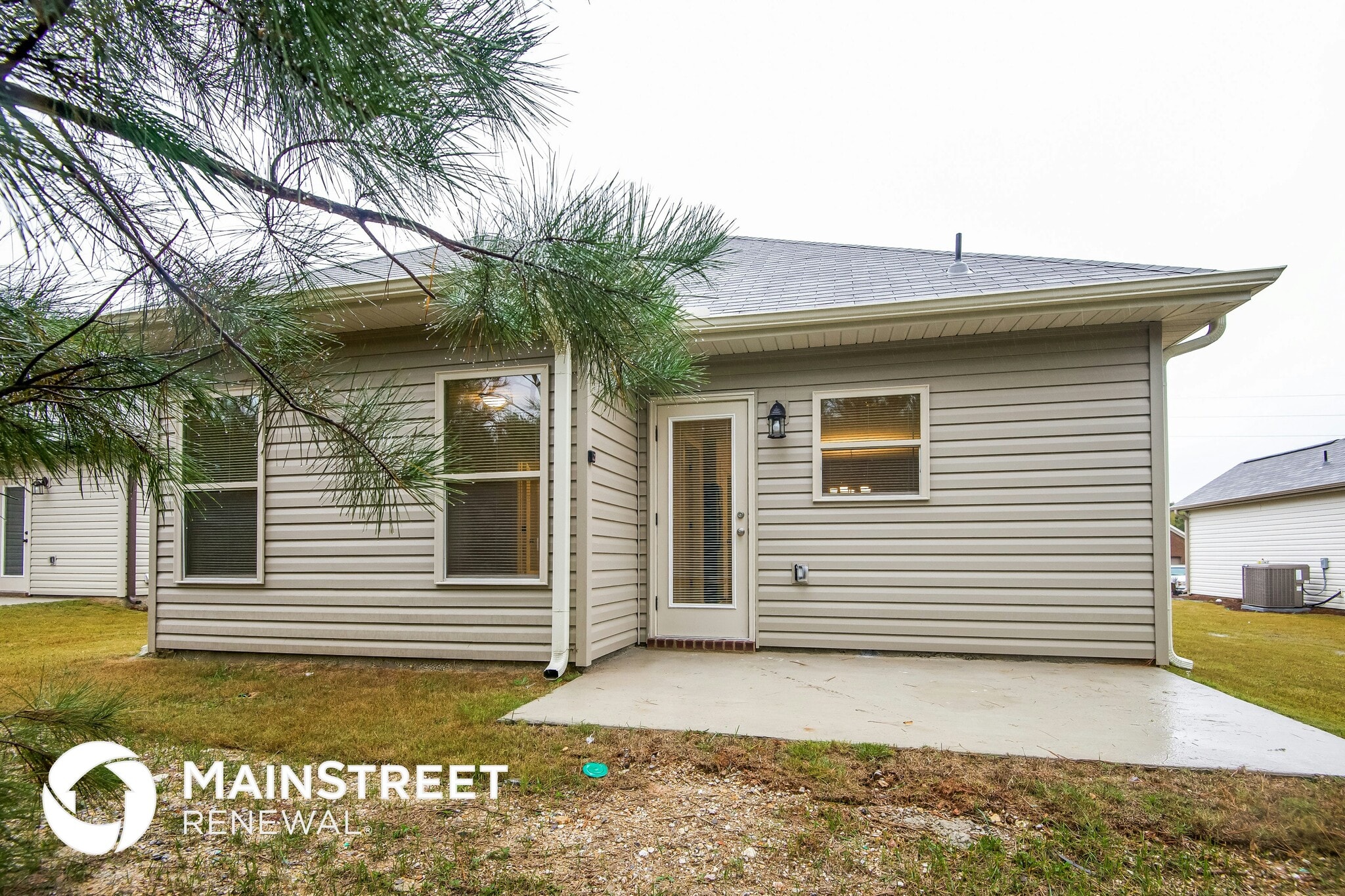 Building Photo - 875 Maple Trce