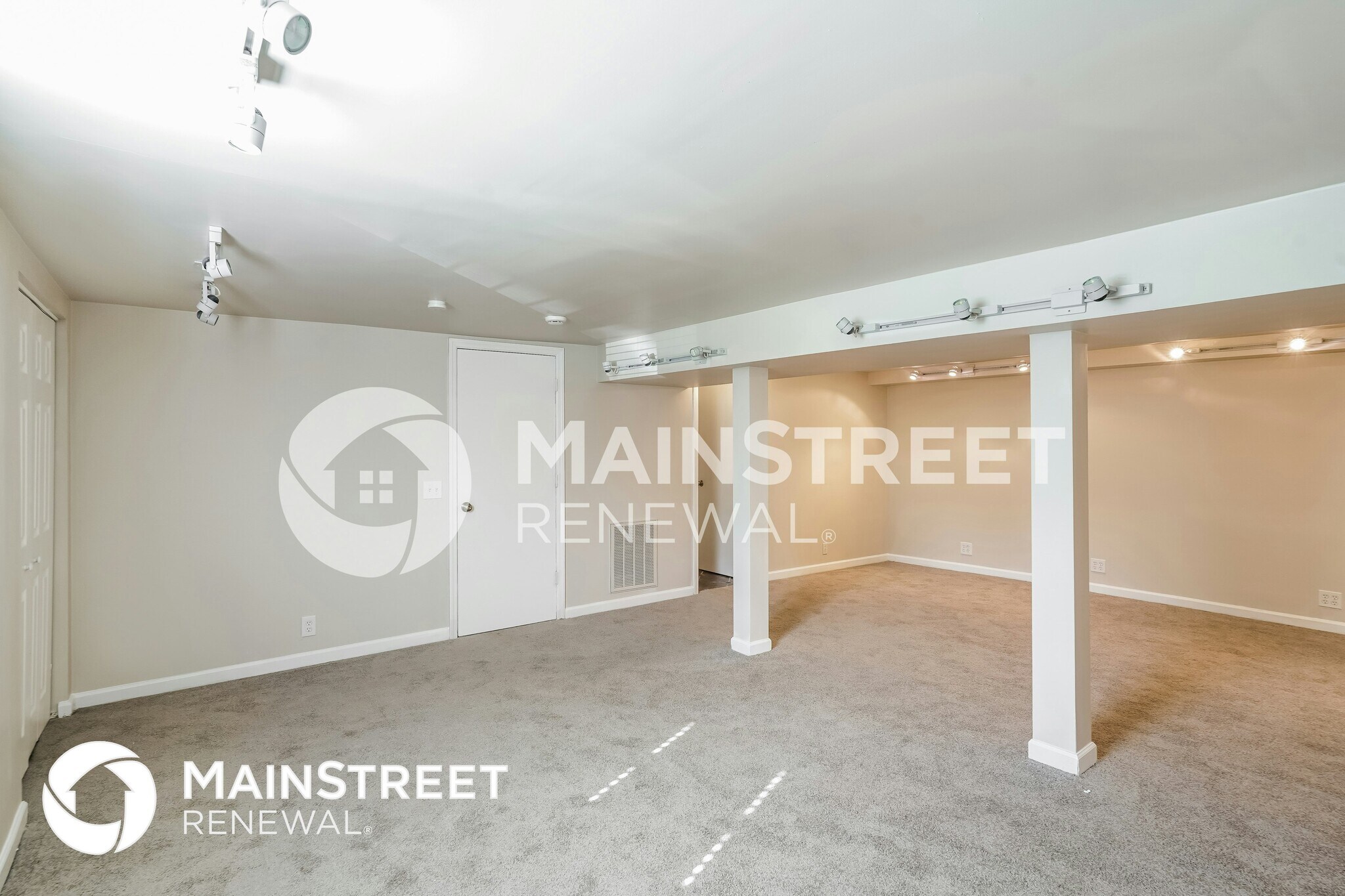 Building Photo - 3804 Scotwood Dr