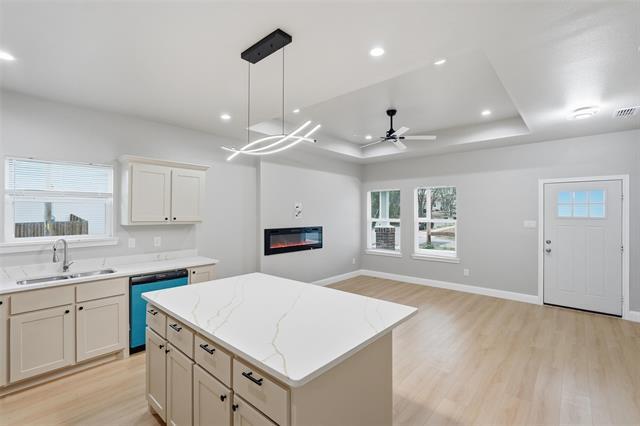 Building Photo - 2306 Polk St