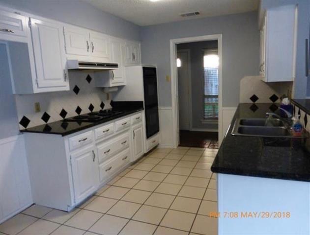 Building Photo - 16325 Lauder Ln