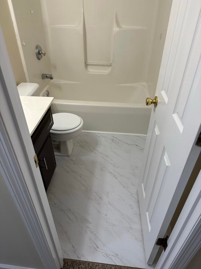 Building Photo - 1021 Excel Ct