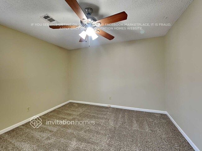 Building Photo - 3250 Ethan Dr